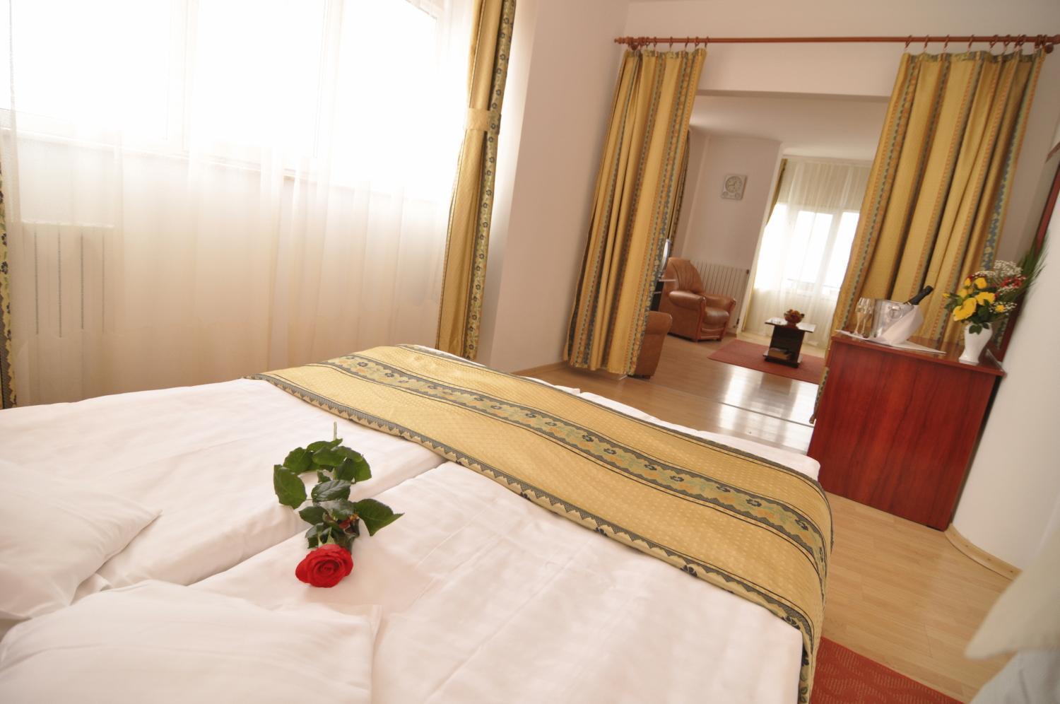 Dali Hotel Neptun Dış mekan fotoğraf